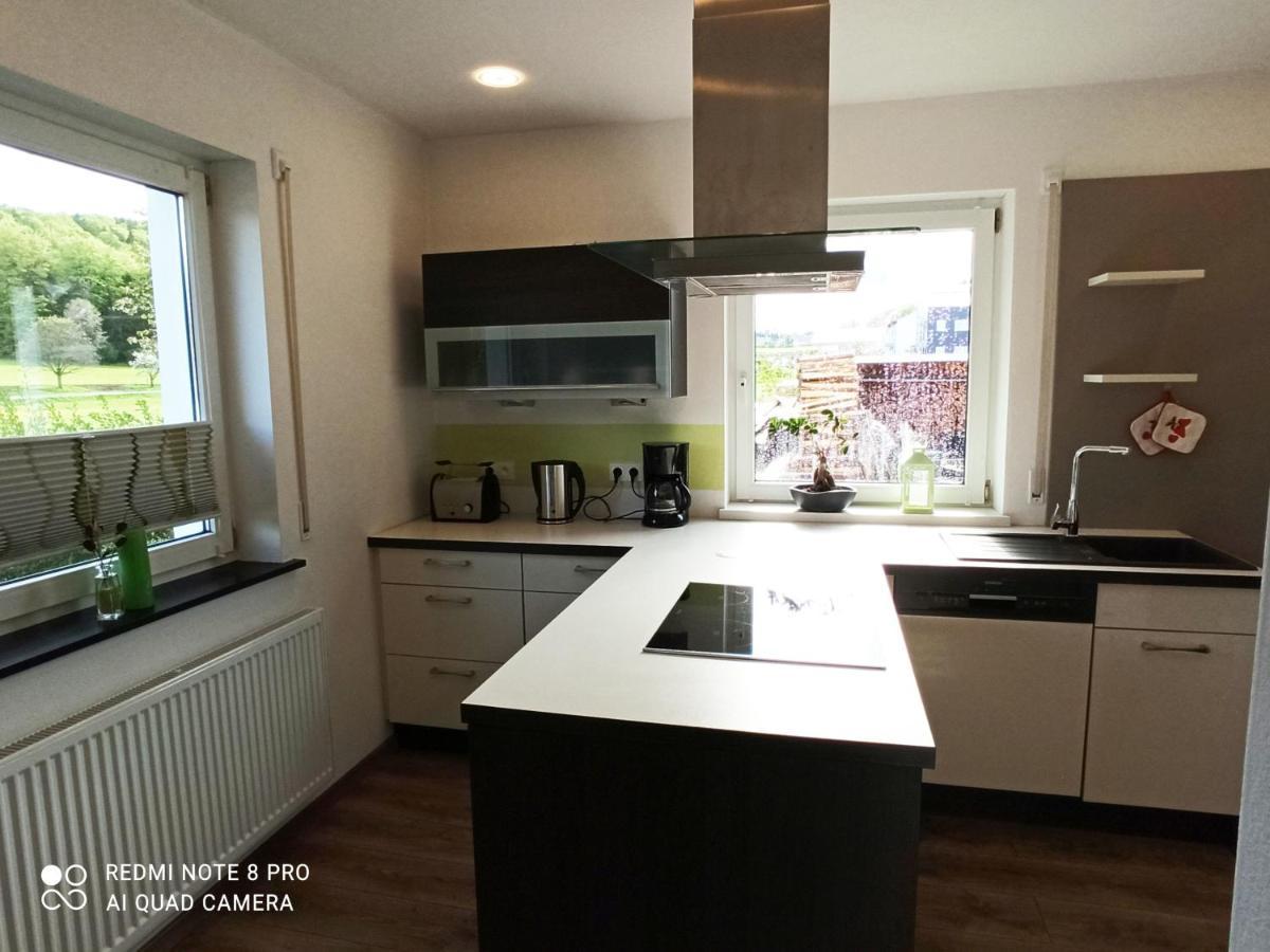 Ferienwohnung Am Hopfengarten Illschwang Exteriör bild